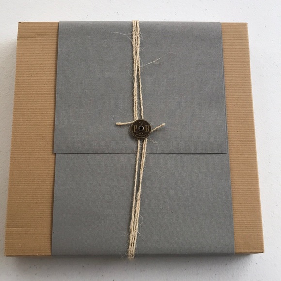 Pottery barn ikat tidbit plates - Picture 9 of 9